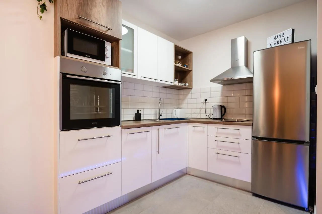 Kailani Luxury Central 3 Bedroom, 3 Bathroom Apartment With A Sunny Balcony Zadar Kroatië