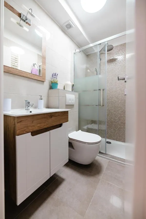 Kailani Luxury Central 3 Bedroom, 3 Bathroom Apartment With A Sunny Balcony Zadar 0*,