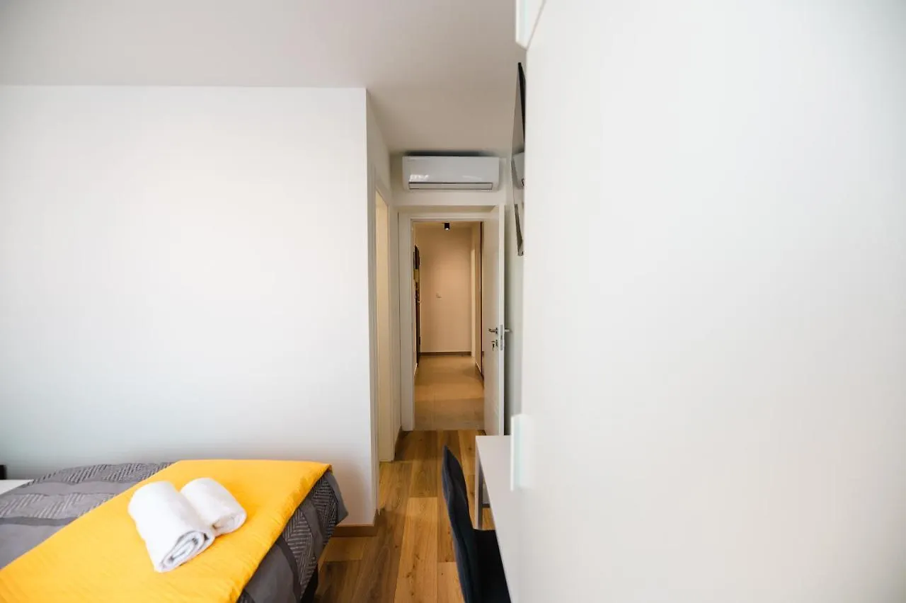 Kailani Luxury Central 3 Bedroom, 3 Bathroom Apartment With A Sunny Balcony Zadar